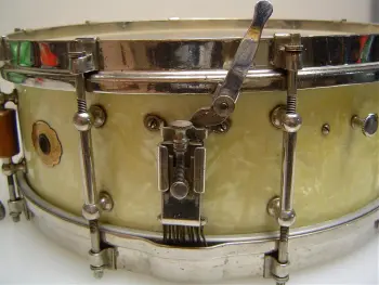 Need Slingerland snare ID help