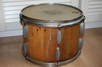 Intro 4 newbie with 2 vintage kits