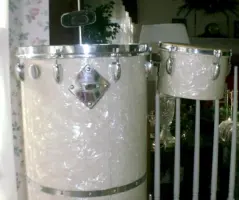 Gretsch Model 4492 drum