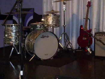 Ludwig Club Date At First Gig
