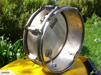 LAte 60's Pearl Super COS or COB Snare?