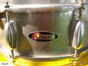 LAte 60's Pearl Super COS or COB Snare?