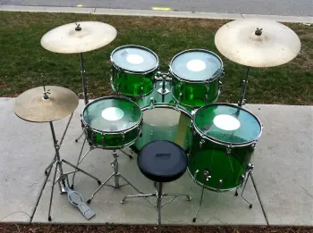 Green Vistalite Big Beat w/Matching 10 Lug Snare