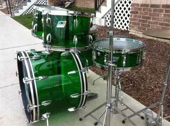 Green Vistalite Big Beat w/Matching 10 Lug Snare