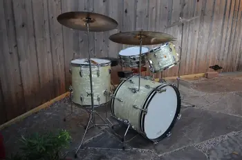 White Pearl Pics