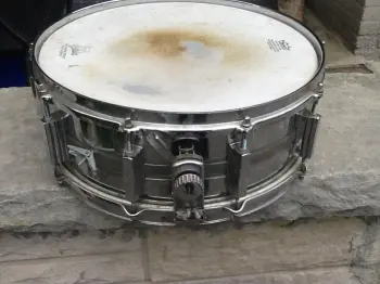 Info on a Vintage Coronet snare drum