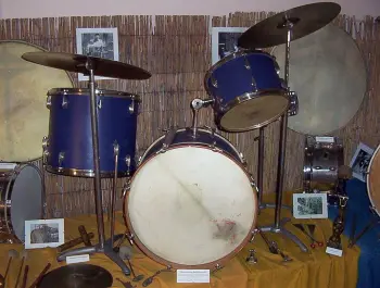 1960's Medveczky setup from Hungary.