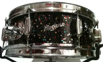 It's the &quot;show off your Rogers drums&quot; thread!