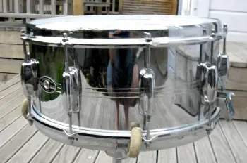 Slingerland Sound King badge placement