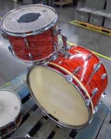 Nice Pearl 60's set on...