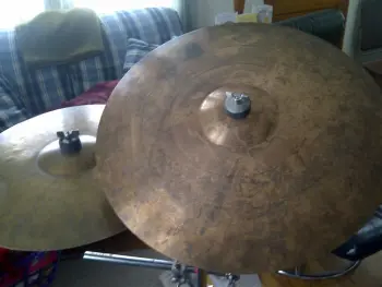 Italian made (UFIP) CB700 cymbals - 16,18,20