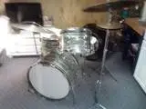 Make offer 1967 Ludwig oyster blue pearl