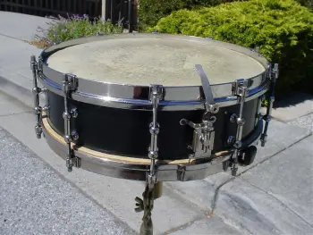 1928-32 NO-NAME (SLINGERLAND?) 4 x 14 BLACK LACQUER 10 LUG TONE FLANGE MODEL
