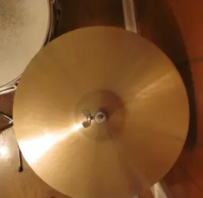 1969 Hollywood 5 piece set w/paiste cymbals &amp; bags + Extras
