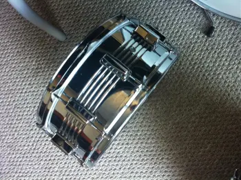 New Member, Need help identifying a drum kit