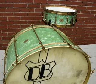 Yet another Sea Green Pearl drum!