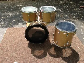 1960's Ludwig 'Hollywood' kit 12/13/16/22 in champagne sparkle, beautiful