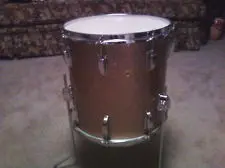 1960's Ludwig 14&quot;x14&quot; floor tom in champagne sparkle, excellent condition
