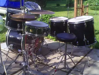 Can anyone tell me more about&quot;WestBury&quot; Drums