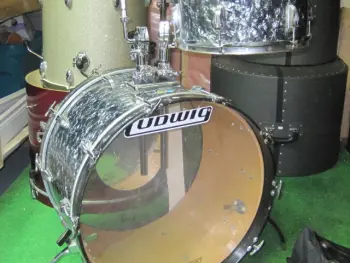 2 piece Ludwig to move Late 70s