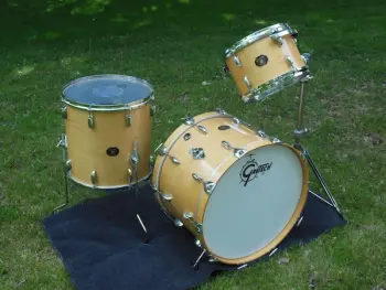 Gretsch Natural Maple drop G badge kit, all original, near mint!