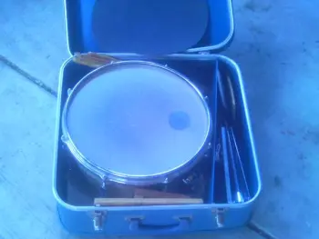 Help with snare?  Rogers ???
