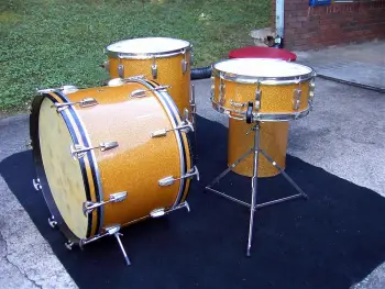 50's WFL Ludwig gold sparkle kit