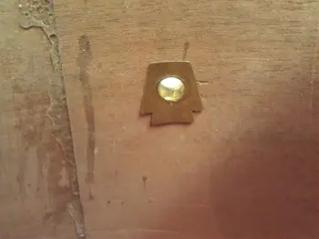 Interior shell Keystone badge?