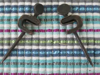 Need Help Identifying Detachable Bass Drum Spurs