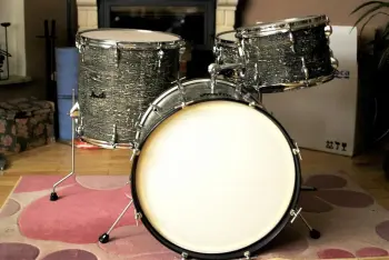 Vintage Amati Drum Kit  20 12 16 14