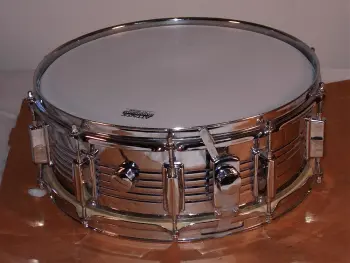 TEN LUG 5 1/2x14&quot; STEEL SHELLED SNARE DRUM