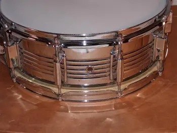 TEN LUG 5 1/2x14&quot; STEEL SHELLED SNARE DRUM