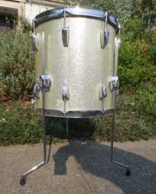 For Sale: 1966 Ludwig 14&quot; Floor Tom in Silver Sparkle