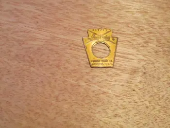 Badges for sale, radio king, and more