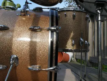 Has Champagne Sparkle Wrap Been Discontinued And If So,Why?
