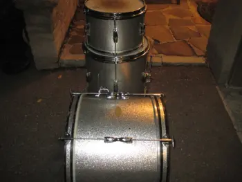 ***FOUND*** A set of MIJ GRACY drums