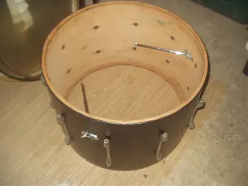 Made out of old Drumparts;-)