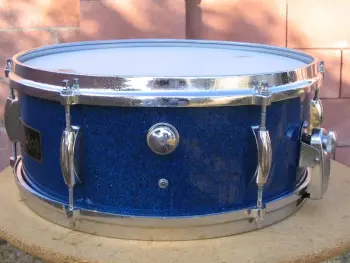 Early 70's Torodor 4 piece kit blue sparkle