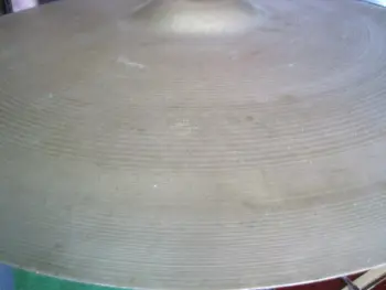 24&quot; zildjian avedis ride..50's or 70s..?