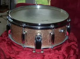 Identifyication Of Slingerland Snare