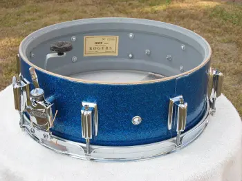 Roger Tower snare with and without muffler
