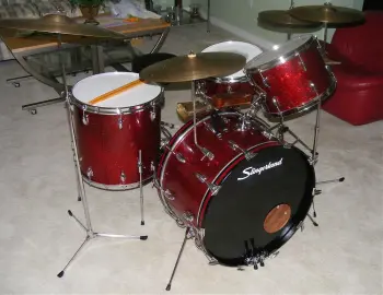 1959 Slingerland Kit - Chicago Badges