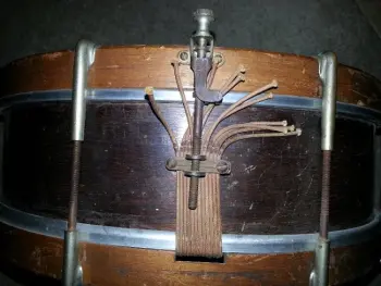 Help identifying CG Conn set specifics