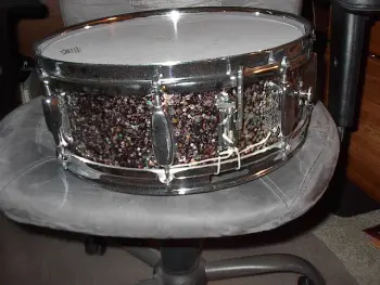 Rogers Holiday snare, Mardi Gras finish