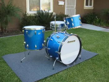 Ludwig..Clear Interior,3 ply.......1979???????