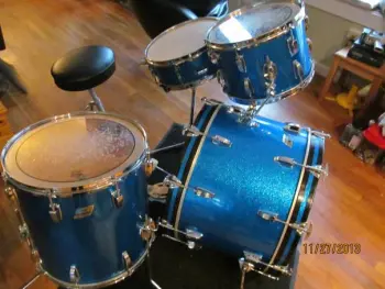 Ludwig Blue Sparkle Deluxe Classic