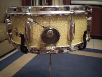 MIJ Jazz Master Snare