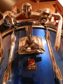 please help identify and date these old premiers