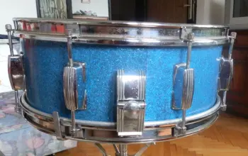 Meazzi snare drum