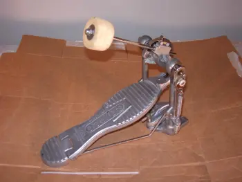 Camco/by tama bass drum pedal very nice pedal !